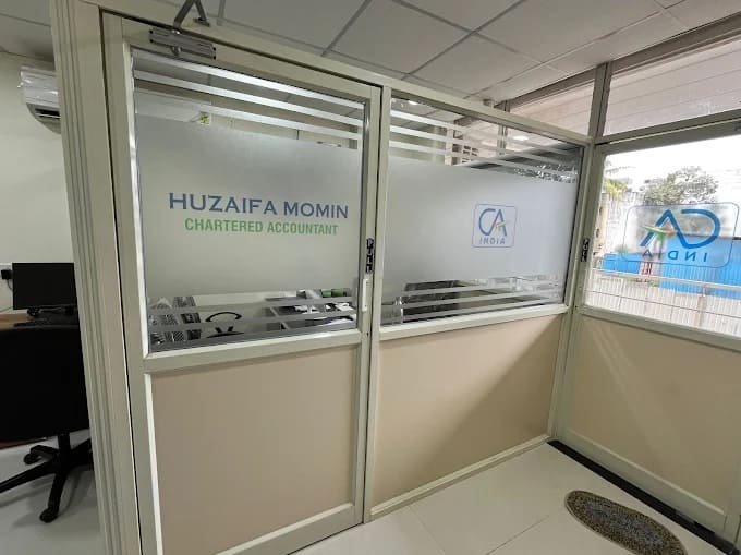 CA Huzaifa Momin - Chartered Accountant in Pune